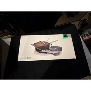 Servapetit- 5 Piece Deep Fry Pan Set - new in box
